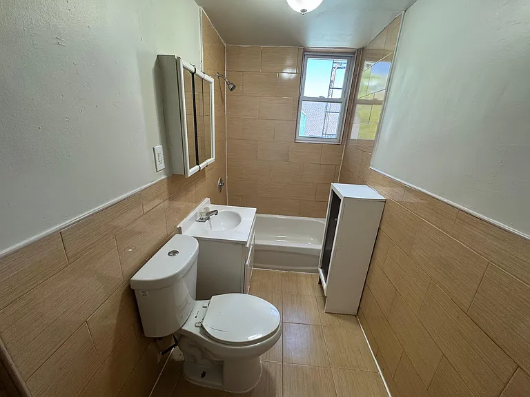 424 Park Ave #33 — Photo 5