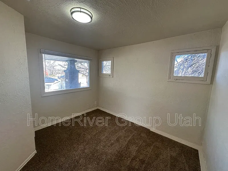 3 bed, 1.0 bath, 850 sqft, $1,395 — Photo 4