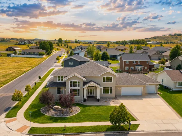 1300 Beargrass Dr, Great Falls, MT 59404