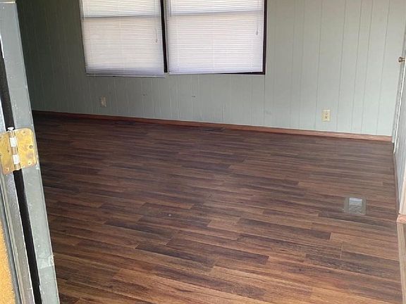 5th image of 60 White Tail Ln