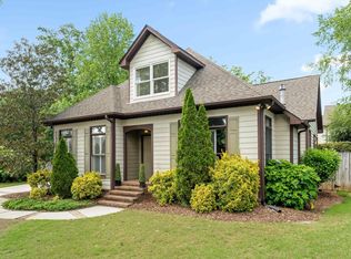 3216 Paige Ln, Vestavia Hills, AL 35243