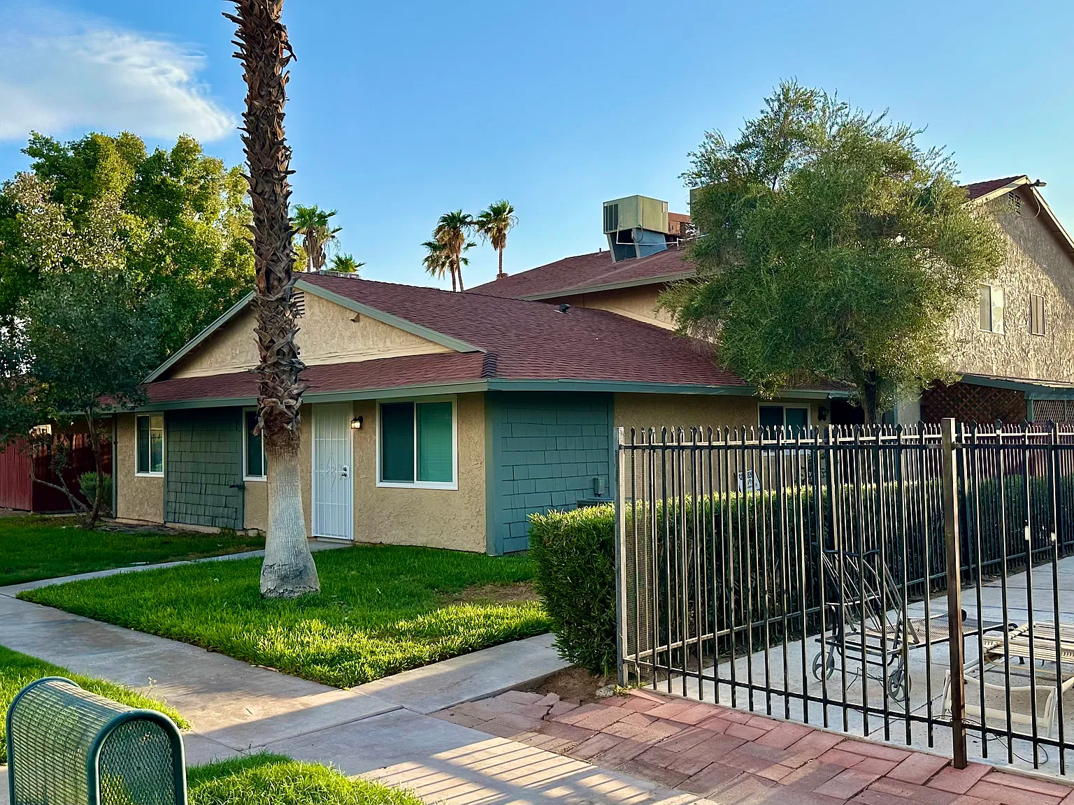 3 bed, 1110 sqft, $2,500 — Photo 1