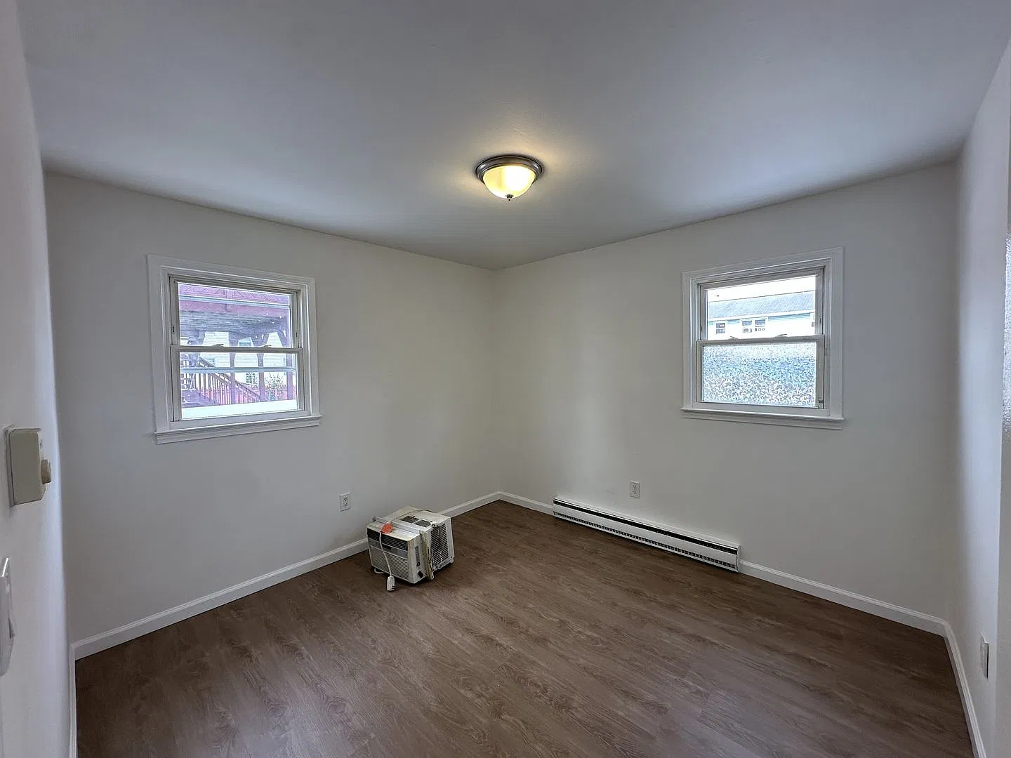 67-69 Maple Ave — Photo 4