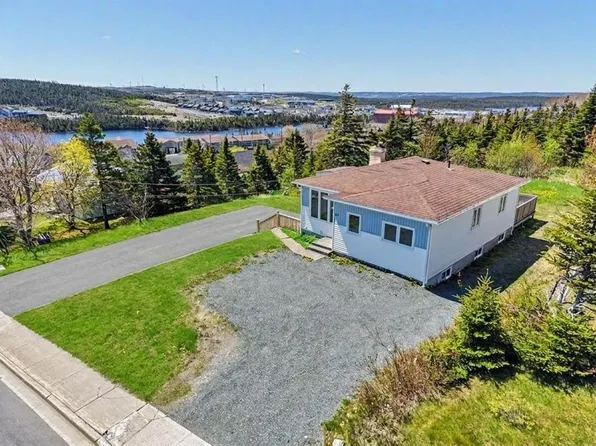 15 Paradise Road, Paradise, NL A1L3B3