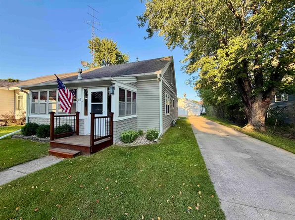 116 N 4th St, Muscoda, WI 53573