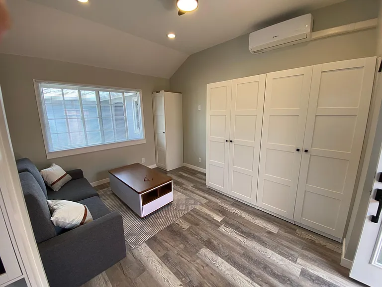 6536 Tamarind St — Photo 5