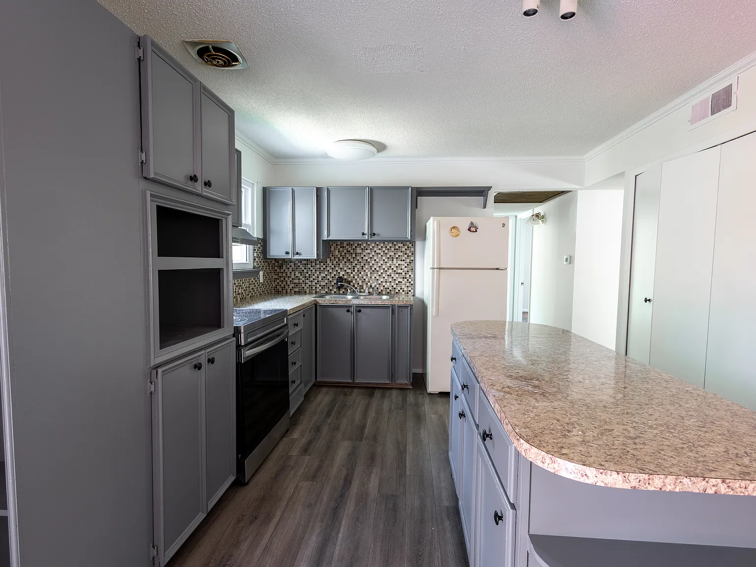 5 bed, 2.5 bath, 1567 sqft, $1,650 — Photo 3
