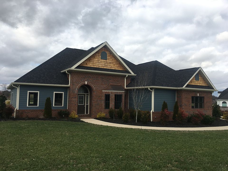 1st image of 66 Belle Arden Dr