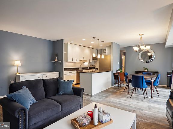 2nd image of 5109 Crossfield Ct #298