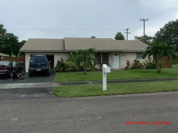 1701 NW 43rd St, Oakland Park, FL 33309