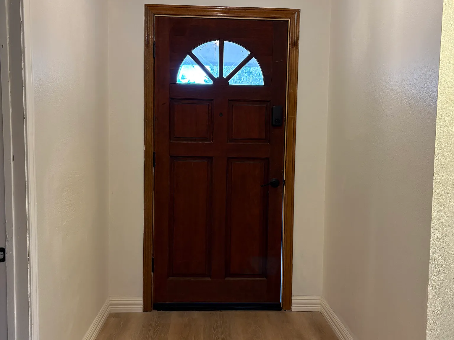 3 bed, 1633 sqft, $2,500 — Photo 3
