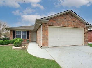 9730 Fieldbloom Ln, Sugar Land, TX 77498