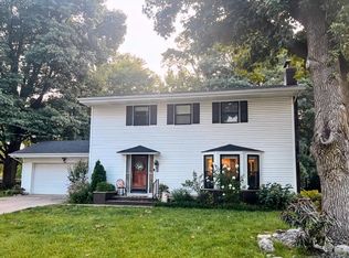 7 Chapel Ct, Collinsville, IL