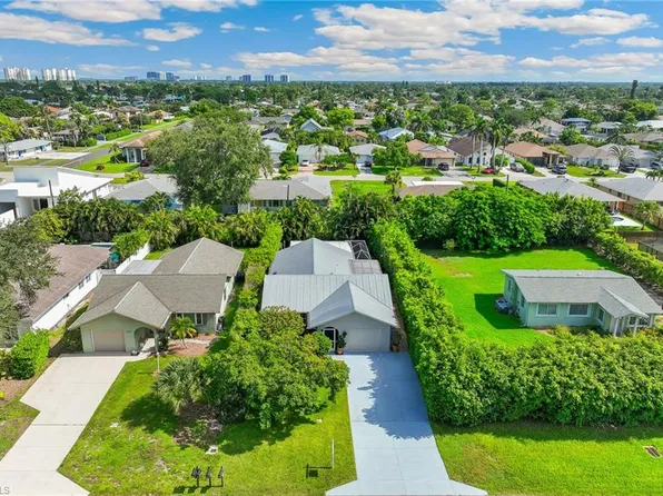 715 96th AVE N, NAPLES, FL 34108