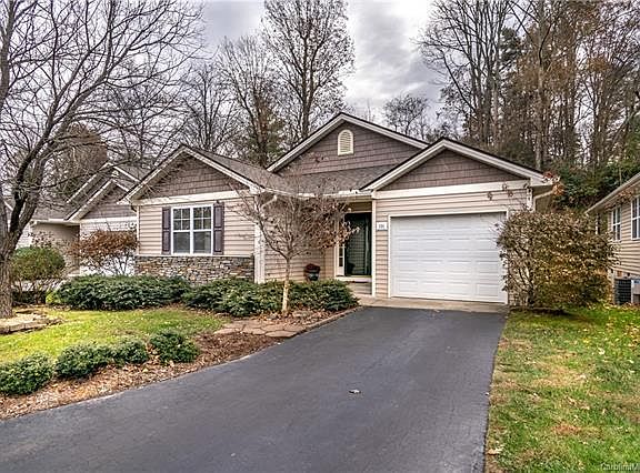3rd image of 131 Clear Creekside Dr