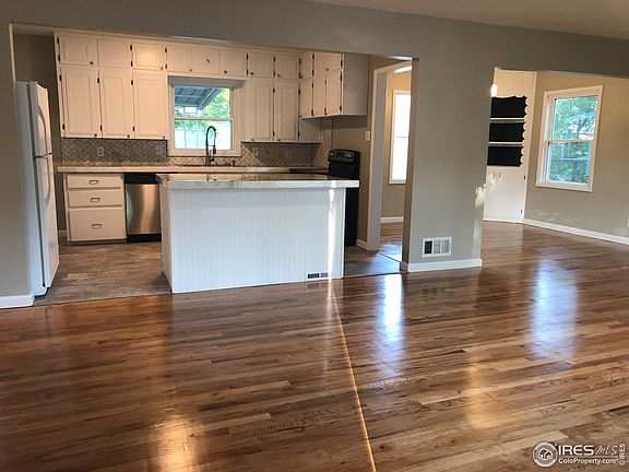 4th image of 1728 17th Ave