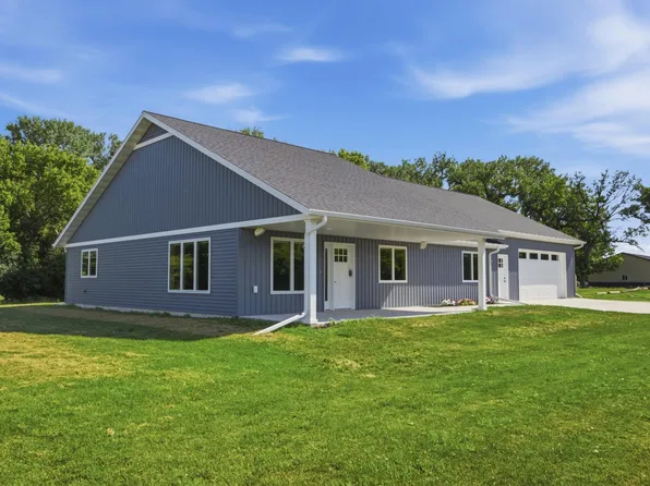 4983 167th Ave SE, Kindred, ND 58051