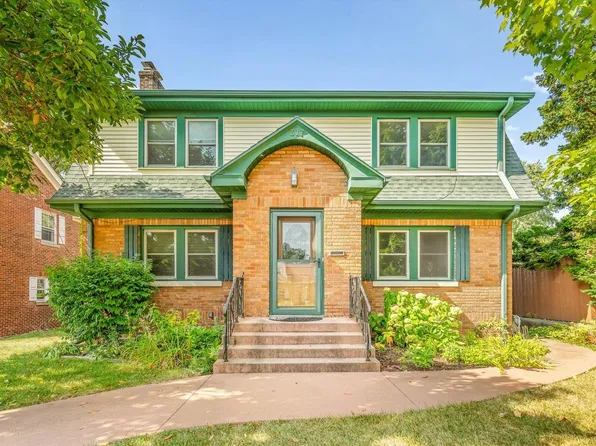 317 Saint Louis Ave, Rockford, IL 61104