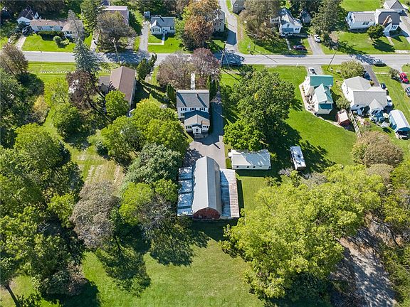 3rd image of 7153 Prospect St