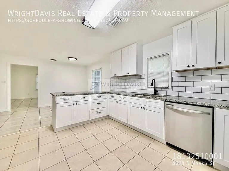 8004 N Marks St — Photo 13