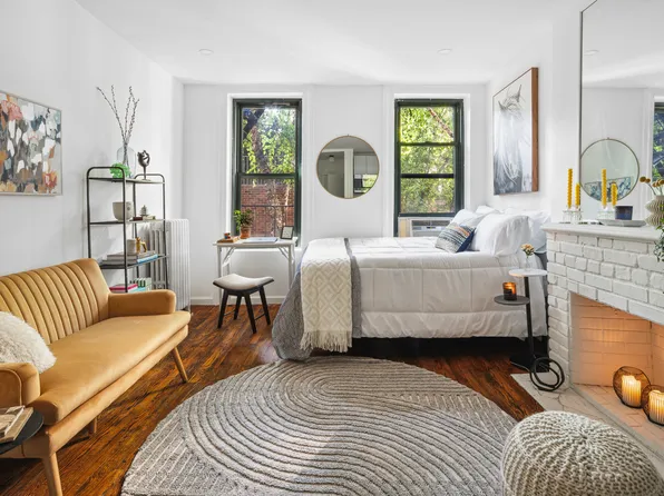 88 Horatio Street image 1 of 6