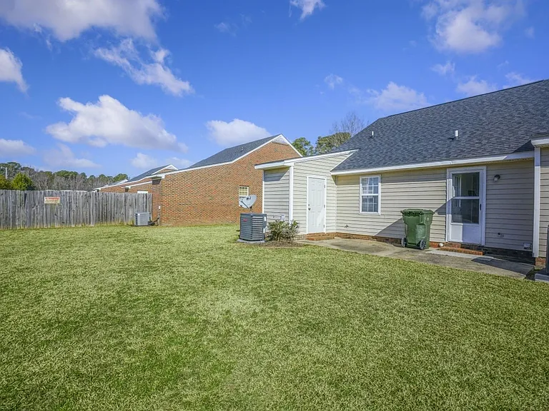 3418B Pear Tree Ct NW — Photo 26