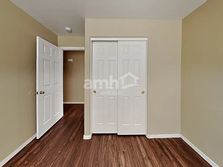 2137 S 155th Dr — Photo 16