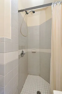 Rented by Eisenberg Exclusives | media 12