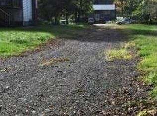 2 Bay Rd, Easton, MA 02356