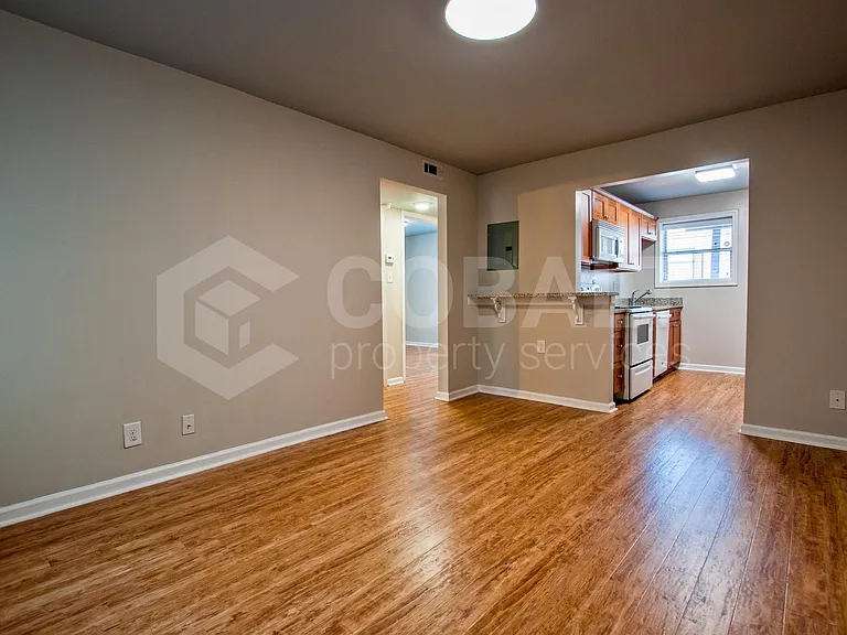 271 Glen Iris Dr NE #2A — Photo 1