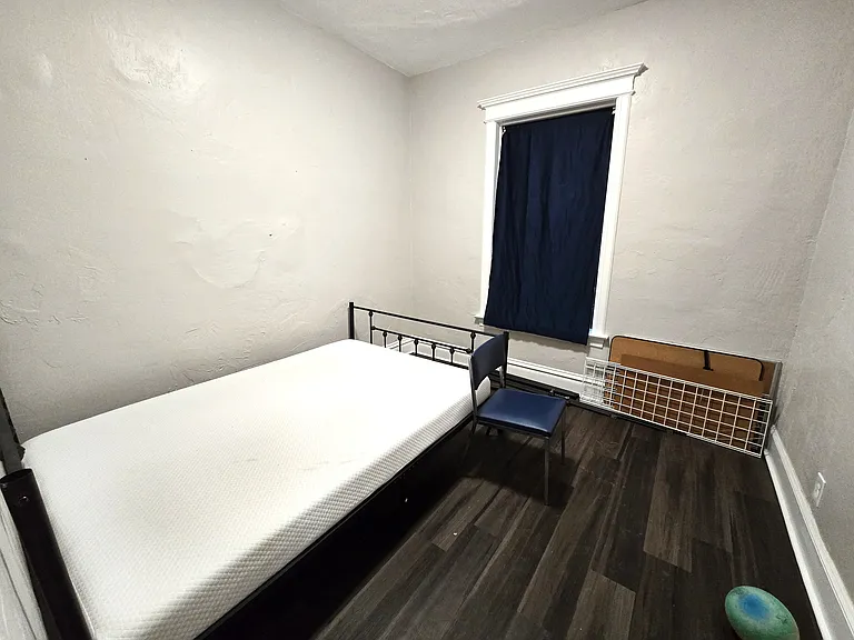 3110 S Lowe Ave #2 — Photo 9