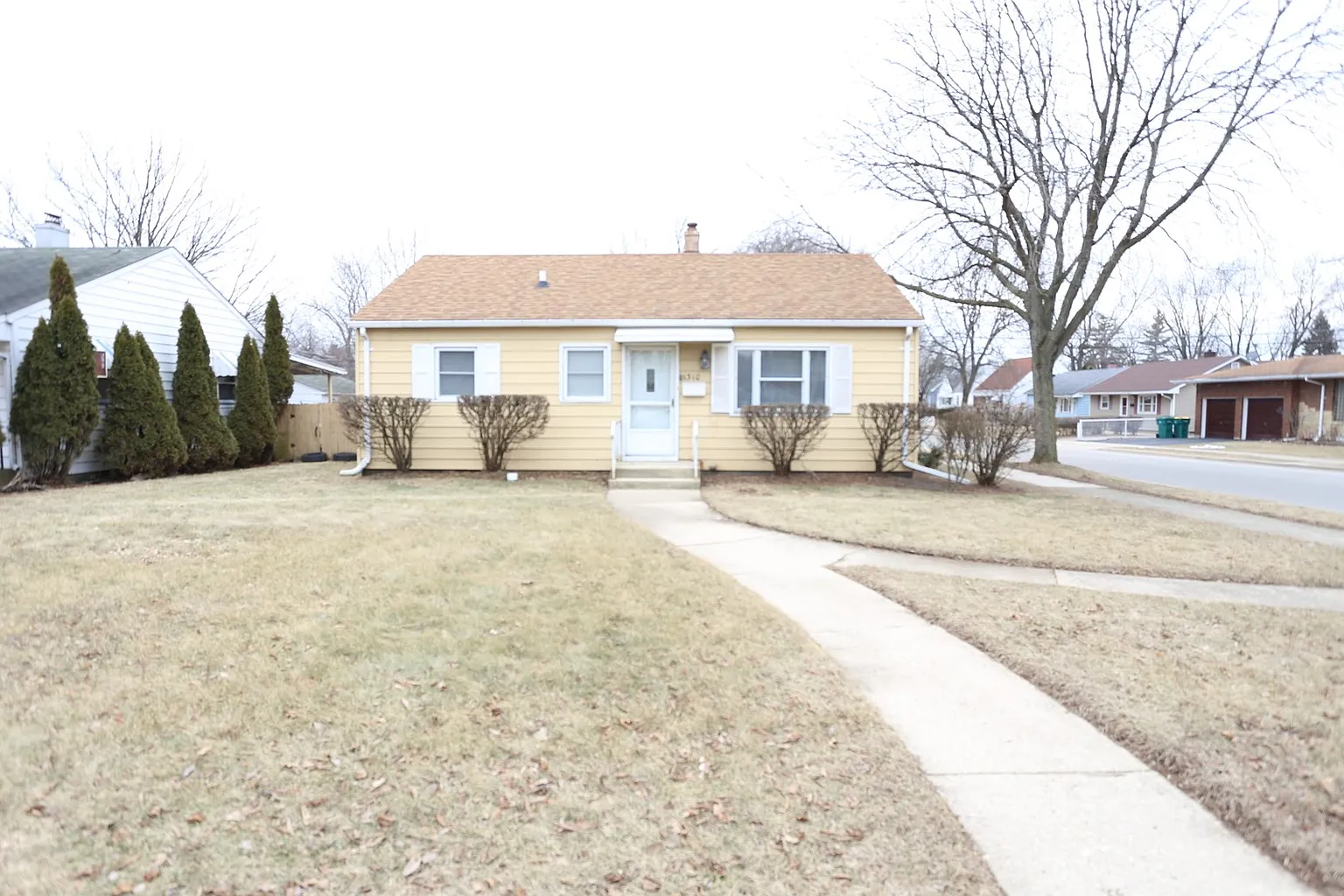 1310 W Marion St photo 1
