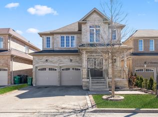 9 Constance St, Brampton, ON L6P3G5