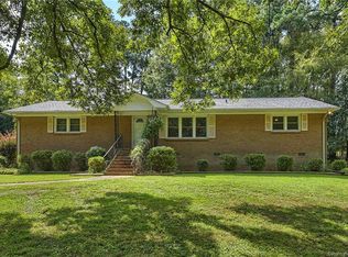 1908 Lakeview Dr, Pineville, NC 28134