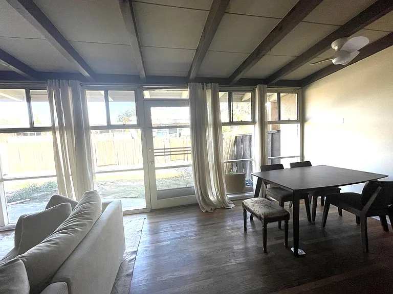 253 S Allen Ave #1 — Photo 3
