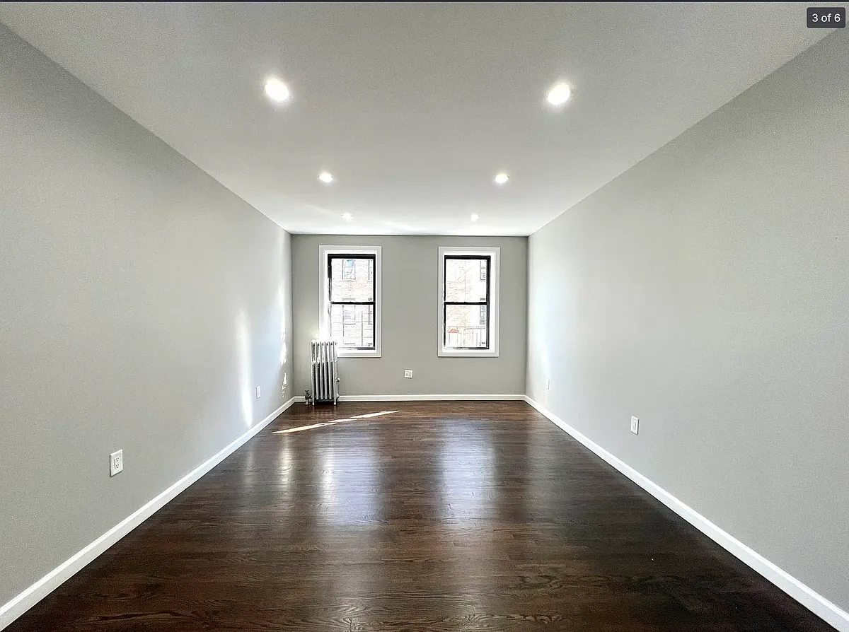 Building Photo - 2391 Davidson Ave #5B