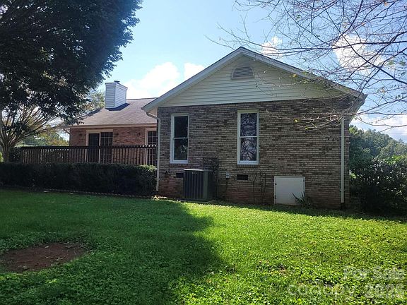 5th image of 1275 Grady Ln