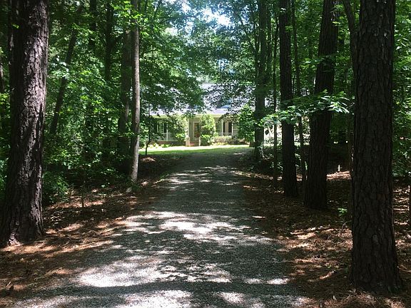 property entrance road