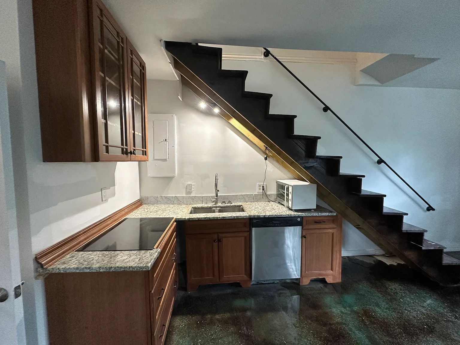 2 bed, 950 sqft, $1,295 — Photo 4