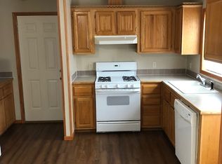 1400 N Haiden Dr #14, Syracuse, IN 46567