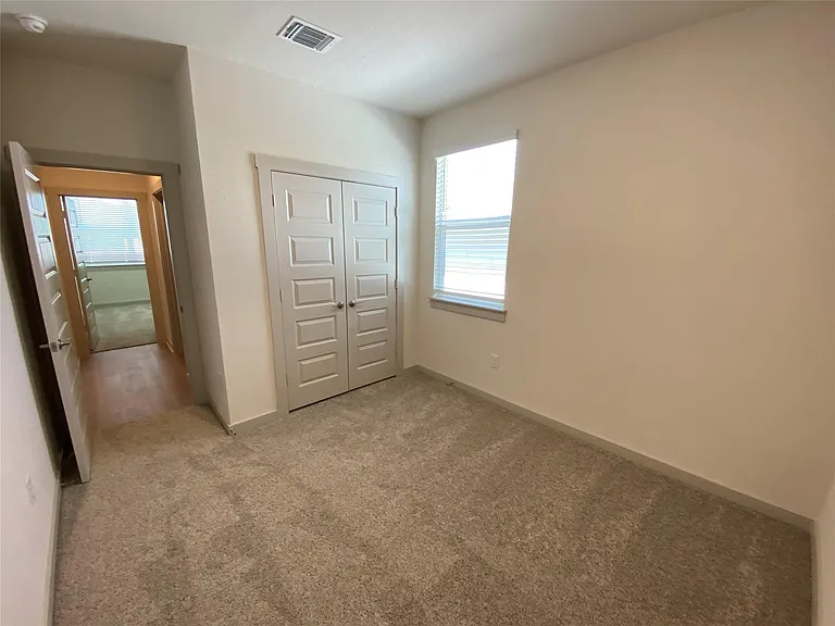 2205 Sisterdale Ln — Photo 19