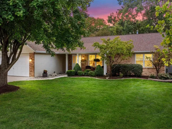 40 Dunmore Cir, O'Fallon, MO 63368