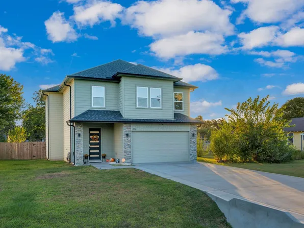 212 S Lobit St, La Porte, TX 77571