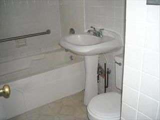 4th image of 709 N Joyce Ave
