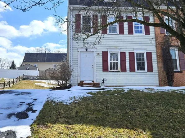 1626 Chadwick Cir, Lancaster, PA 17603