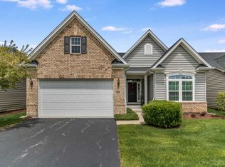 1628 Colchester Ln, Aurora, IL 60505
