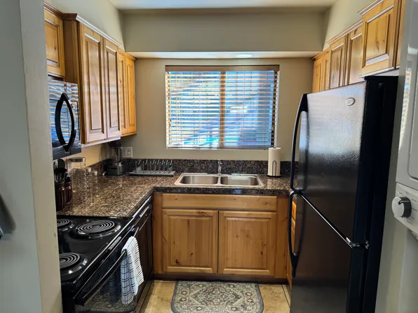 8-133 S Litzler Dr #3200, Flagstaff, AZ 86005