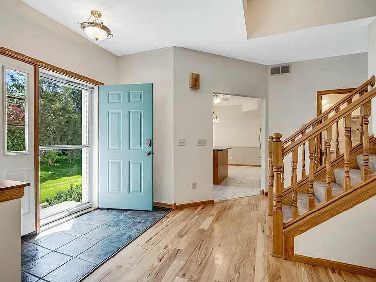 107 County Road F W — Photo 36