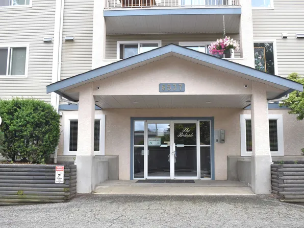 8537 Young Rd #402, Chilliwack, BC V2P 4P2
