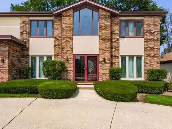 3320 Lakewood Ct, Glenview, IL 60026